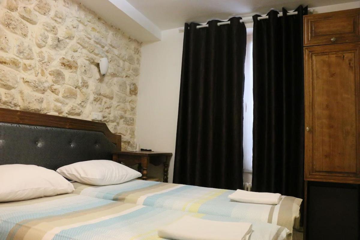 Hotel Clermont Montmartre Párizs Kültér fotó