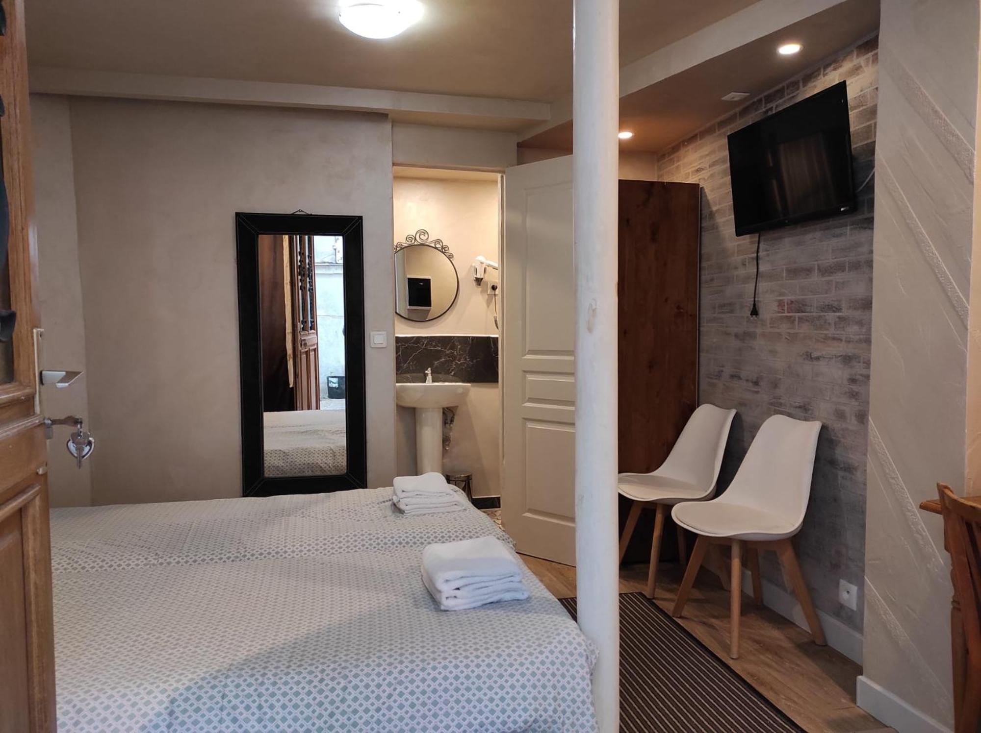 Hotel Clermont Montmartre Párizs Kültér fotó